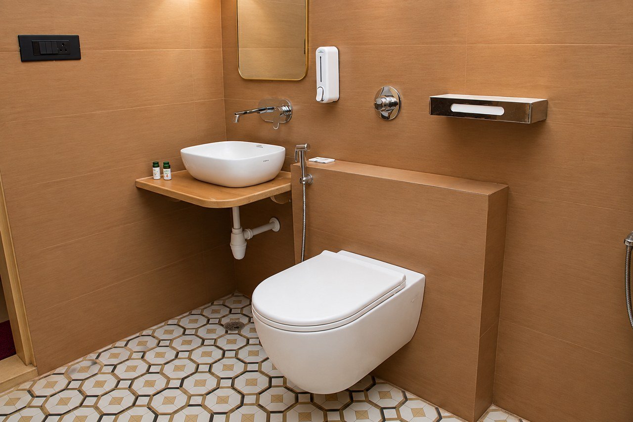 Clean attached private washroom at Desert Mafia Camp