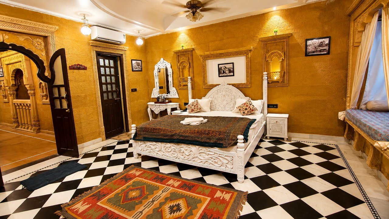 Hotel Garh Adhiraj fort view room Jaisalmer