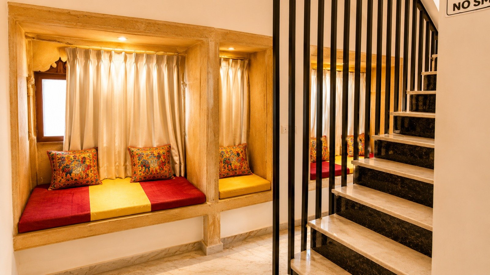 Hotel Narpatgarh Palace bedroom